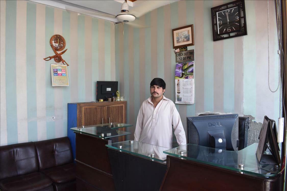 Mehran Hotel 拉瓦尔品第 外观 照片